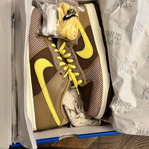 Nike Dunk Low UNDEFEATED Canteen..Size 13 wore once